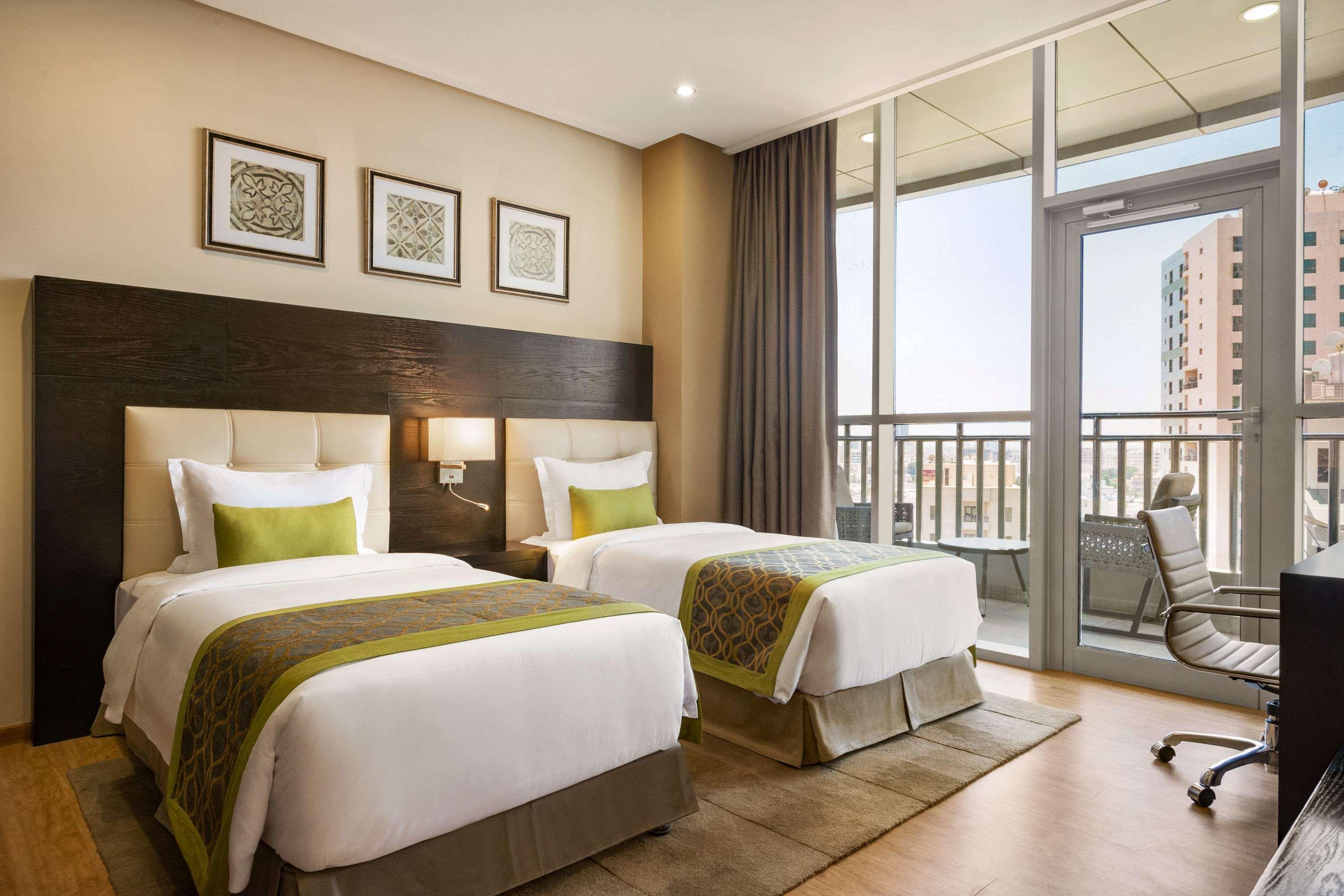 होटल Wyndham Garden 4*