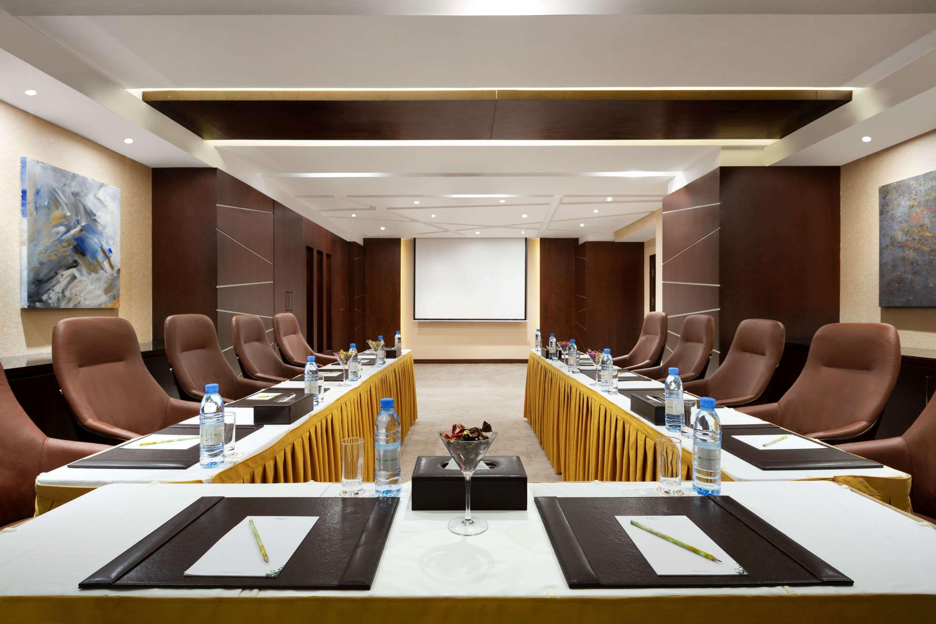 होटल Wyndham Garden 4*