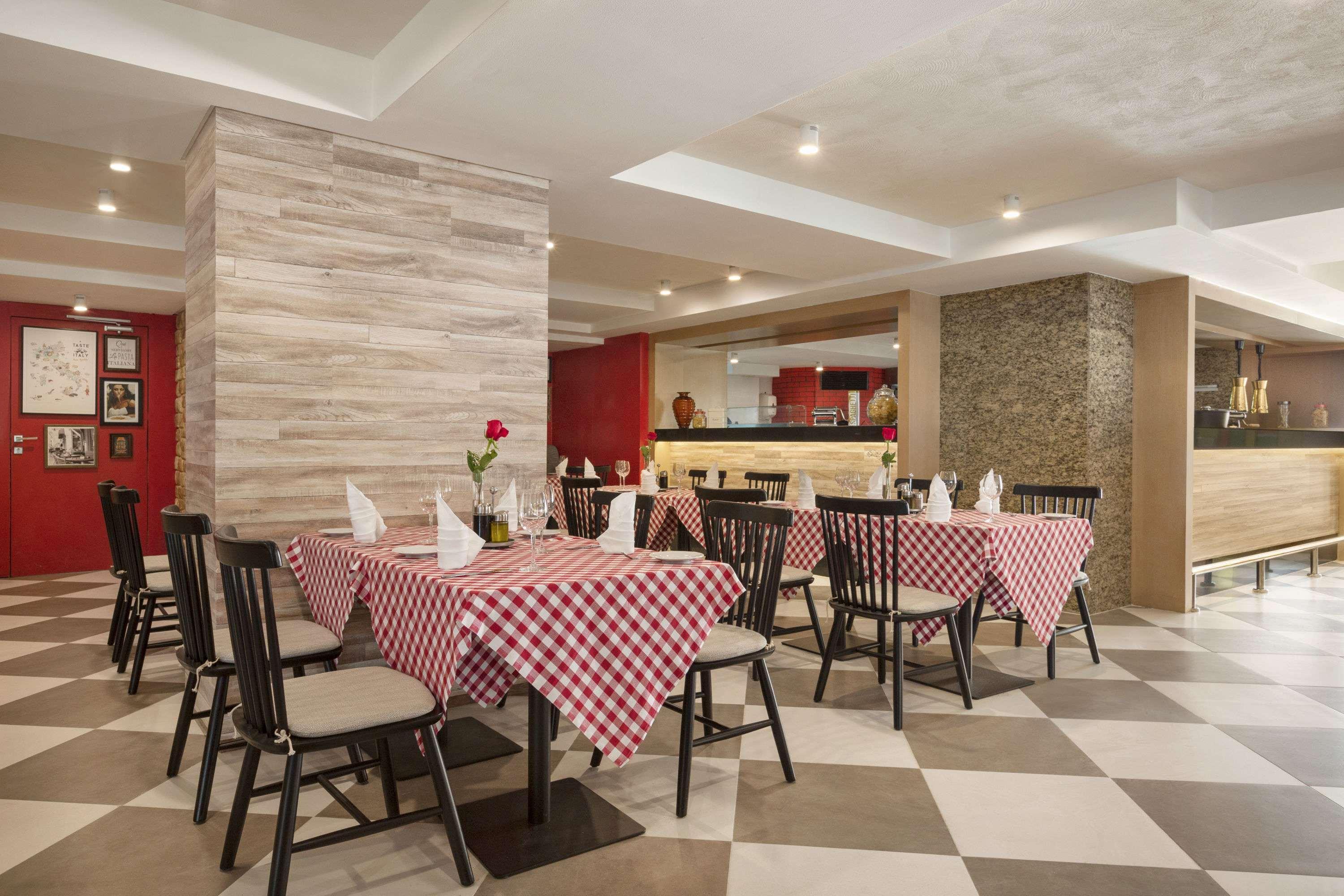 होटल Wyndham Garden Manama