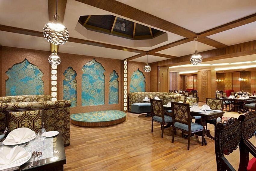 होटल Wyndham Garden 4*