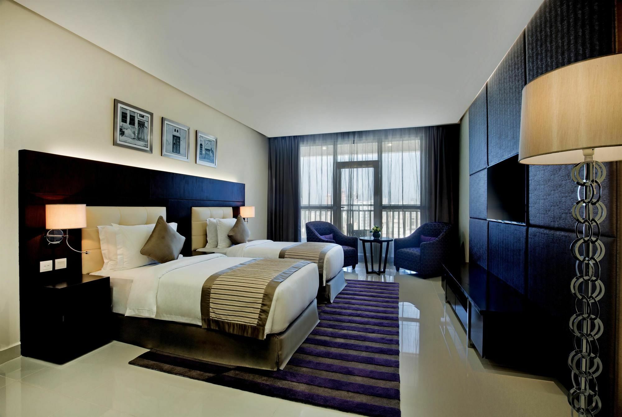 होटल Wyndham Garden 4*
