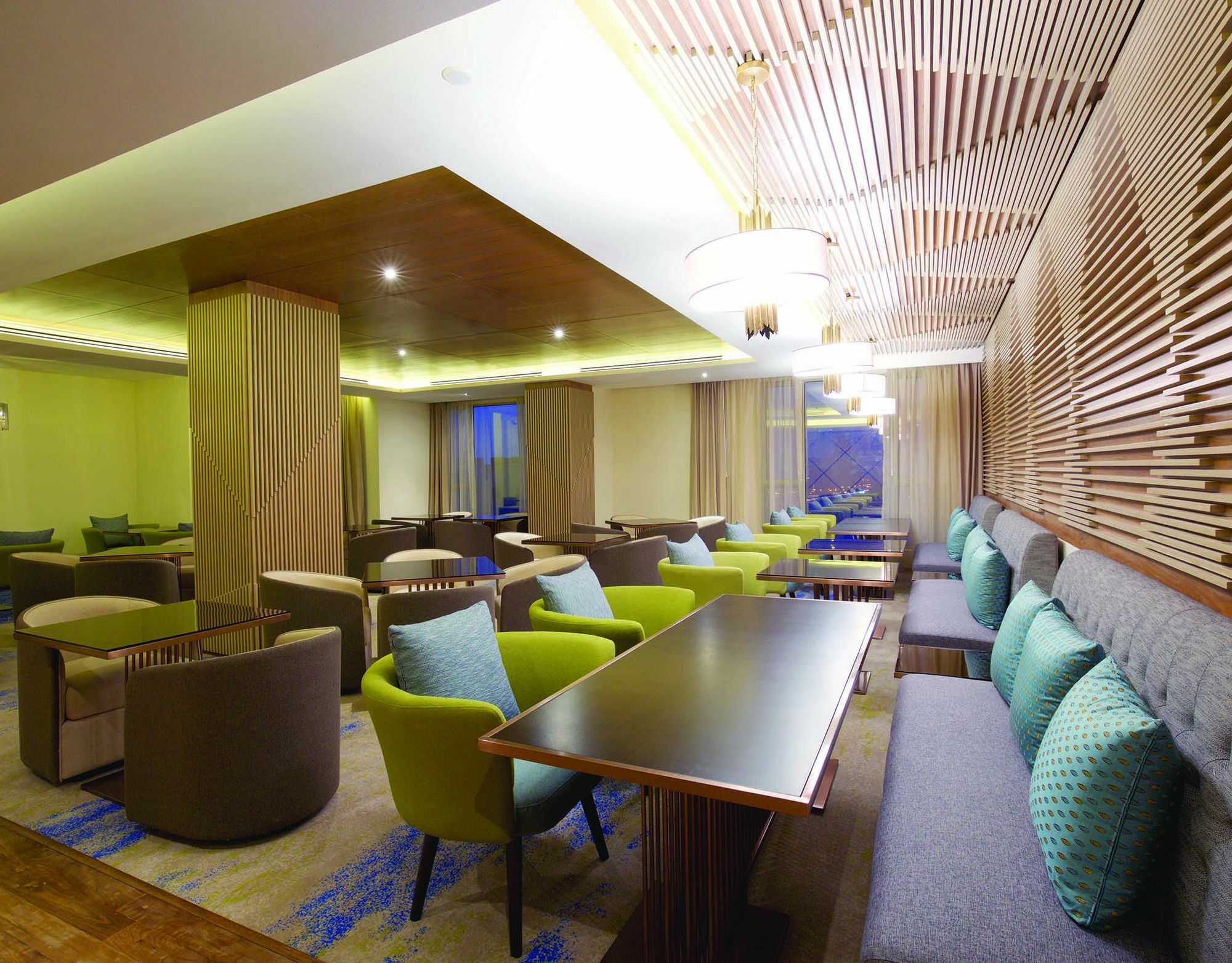 होटल Wyndham Garden 4*