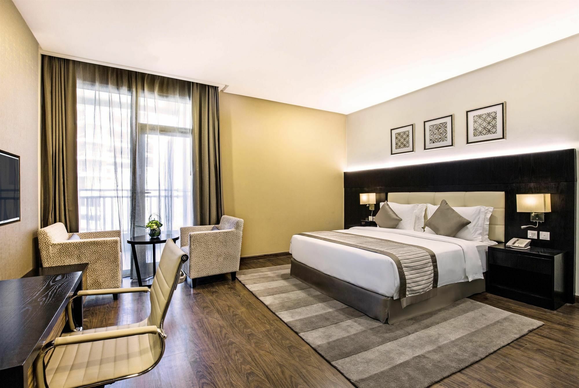 Wyndham Garden 4*